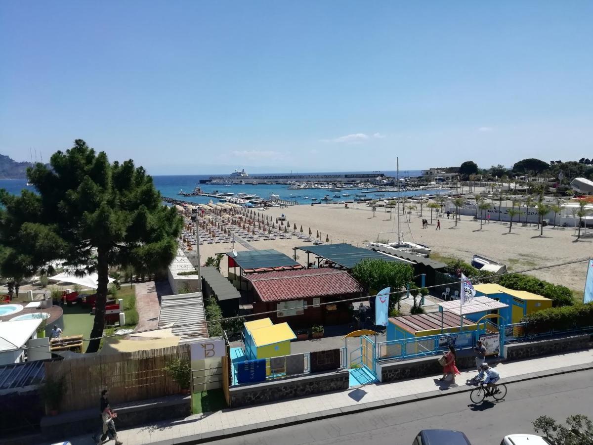 Hotel Sabbie D'Oro Giardini Naxos Luaran gambar