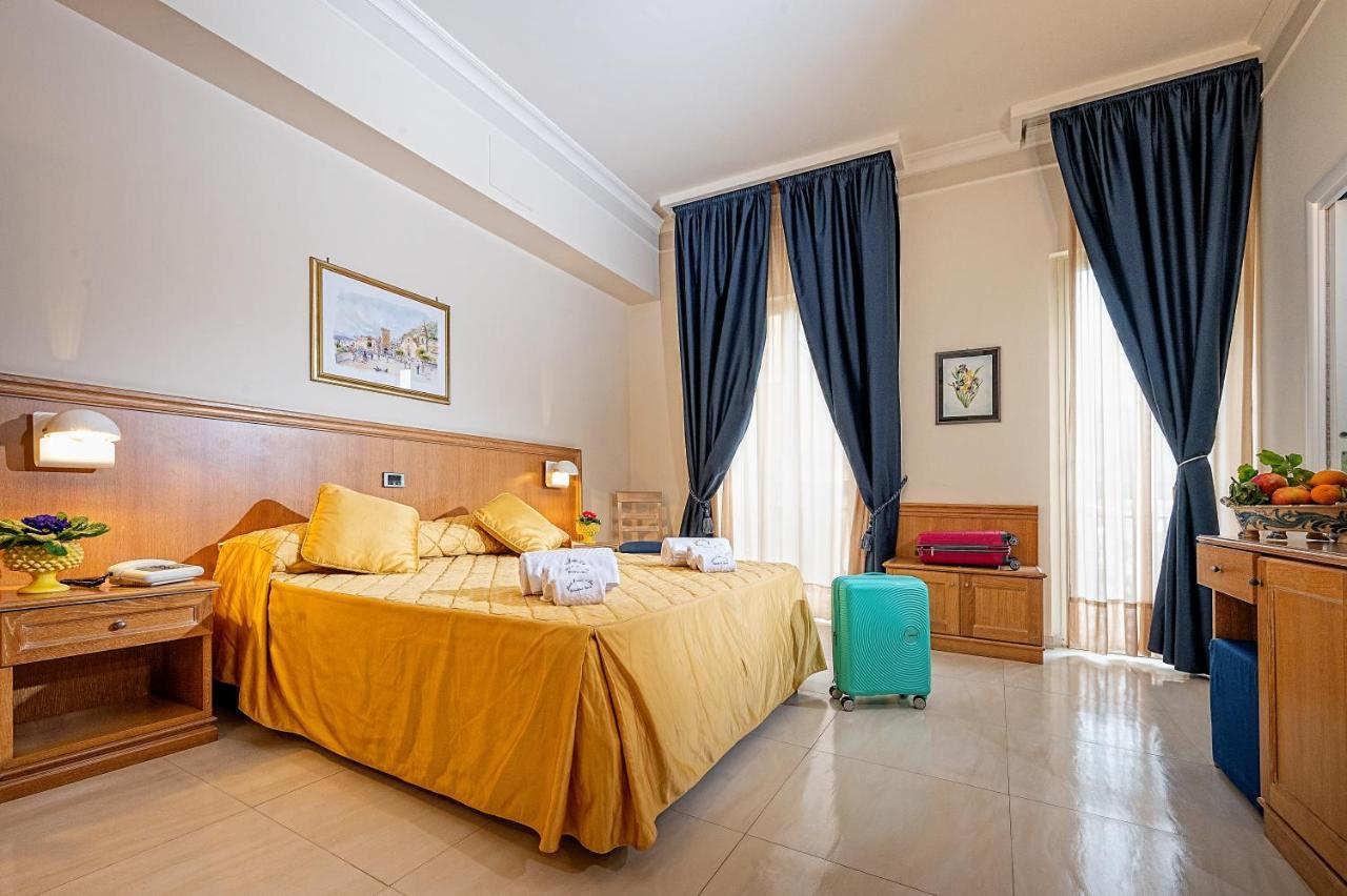 Hotel Sabbie D'Oro Giardini Naxos Luaran gambar